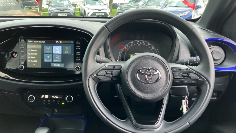 Toyota Aygo X 1.0 VVT-i Edge 5dr Auto Petrol Hatchback